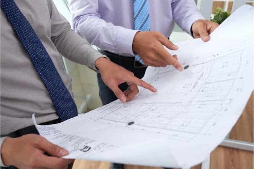 What is the difference between risk analysis and risk assessment? What is the difference between risk analysis and risk assessment?